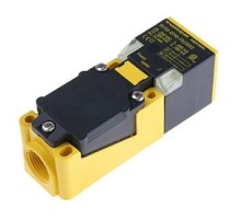 Индуктивный датчик TURCK NI50U-CP40-AP6X2